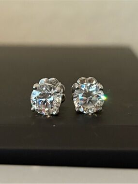 Bethenny Frankel x Anna Zuckerman Just Like Diamonds 4 Carat Studs